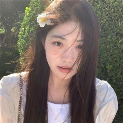 草裙春色